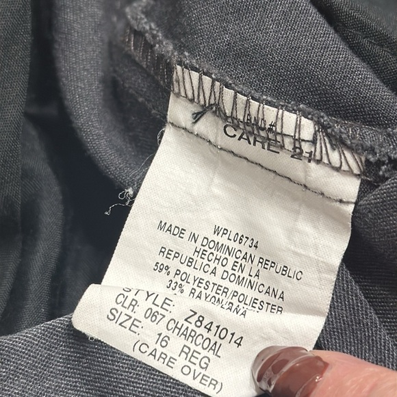 Dockers/IZOD/Cat & Jack Dress Pants - Picture 4 of 11